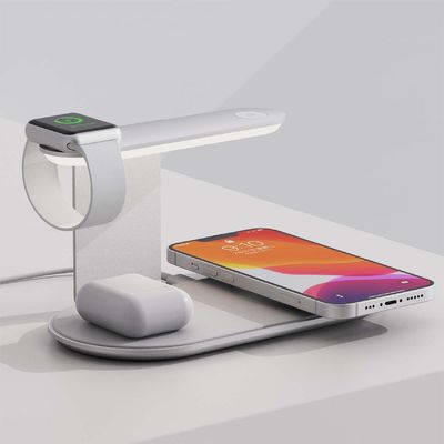 Guter Preis V2206 Stand-Typ drahtloses Ladegerät 15W 3 In 1 Schnellladegerät Unterstützung Iwatch Aluminiumlegierung Schnellladegerät Online