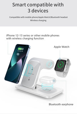 Guter Preis 3-in-1 drahtloses Schnellladegerät Apple/Samsung 15W/10W Standladegerät Unterstützung Apple Watch QiI Charging Protocol Standardladegerät Online